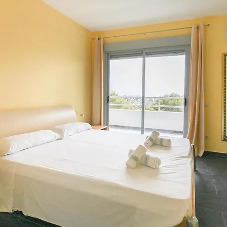 Fustera 12 * Benissa
